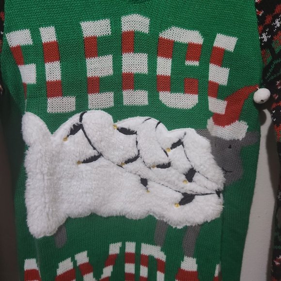 Christmas Sheep Sweater Green/White Size Small - Picture 2 of 6